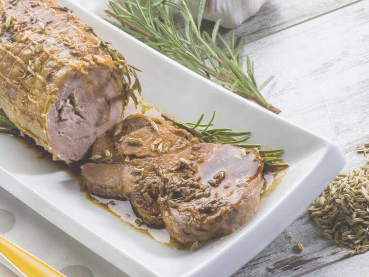 Spice Crusted Leg of Lamb with Roasted Fennel and Onions